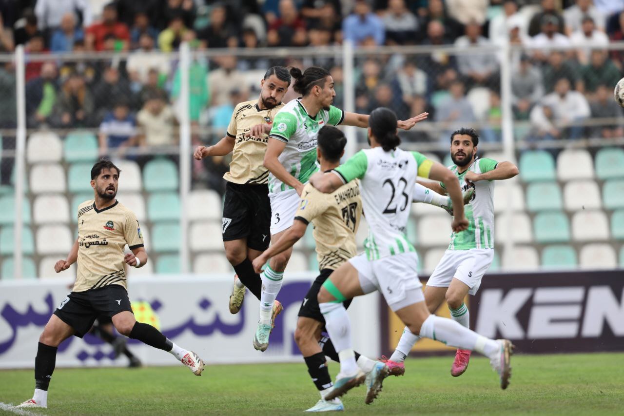 درگیری‌های فیزیکی و چهره زشت لیگ برتر/ استقلال در دود باخت و پرسپولیس با تماشاگران خانم نبرد