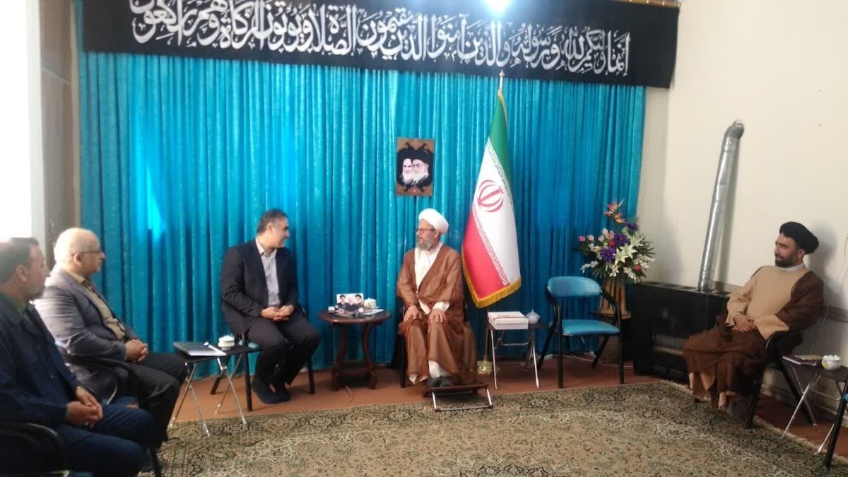 امام جمعه دامغان: چرا وزارت بهداشت جذب دانشجوی داروسازی را محدود کرده است