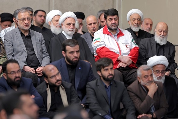 حاشیه نگاری آنا از دیدار نوروزی اقشار مختلف مردم با رهبر انقلاب