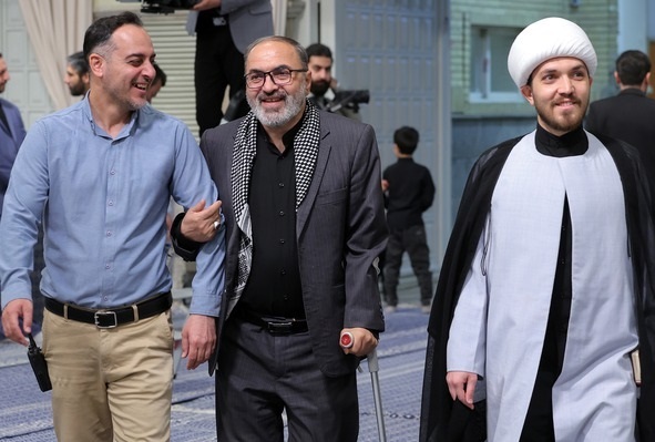 حاشیه نگاری آنا از دیدار نوروزی اقشار مختلف مردم با رهبر انقلاب حاشیه نگاری آنا از دیدار نوروزی اقشار مختلف مردم با رهبر انقلاب