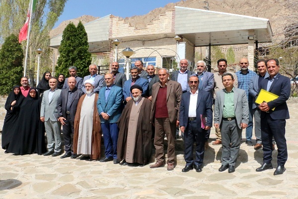 شهمیرزاد قطب گردشگری میشود؛ دانشگاه آزاد پیشگام در مهارتافزایی دانشجویان شهمیرزاد قطب گردشگری میشود؛ دانشگاه آزاد پیشگام در مهارتافزایی دانشجویان