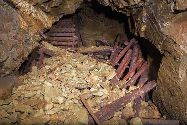 محققان در اندیشه سقفی مطمئن برای کارگران معدن؛ مقاومسازی معادن با بتنهای سبک محققان در اندیشه سقفی مطمئن برای کارگران معدن؛ مقاومسازی معادن با بتنهای سبک