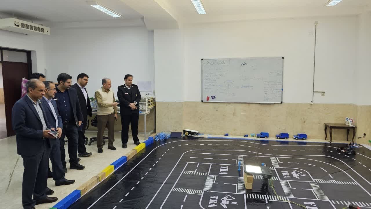 رقابتهای ایران اپن؛ فرصتی برای یادگیری و همکاری دانشجویان در انجمن رباتیک رقابتهای ایران اپن؛ فرصتی برای یادگیری و همکاری دانشجویان در انجمن رباتیک