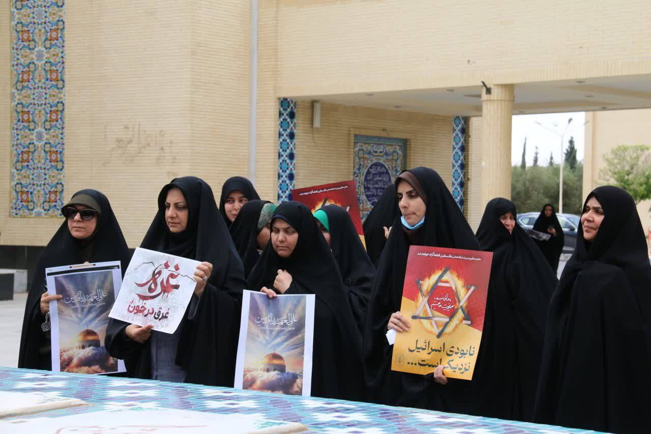 تجمع دانشگاهیان واحد بروجرد در حمایت از مردم مظلوم غزه تجمع دانشگاهیان واحد بروجرد در حمایت از مردم مظلوم غزه