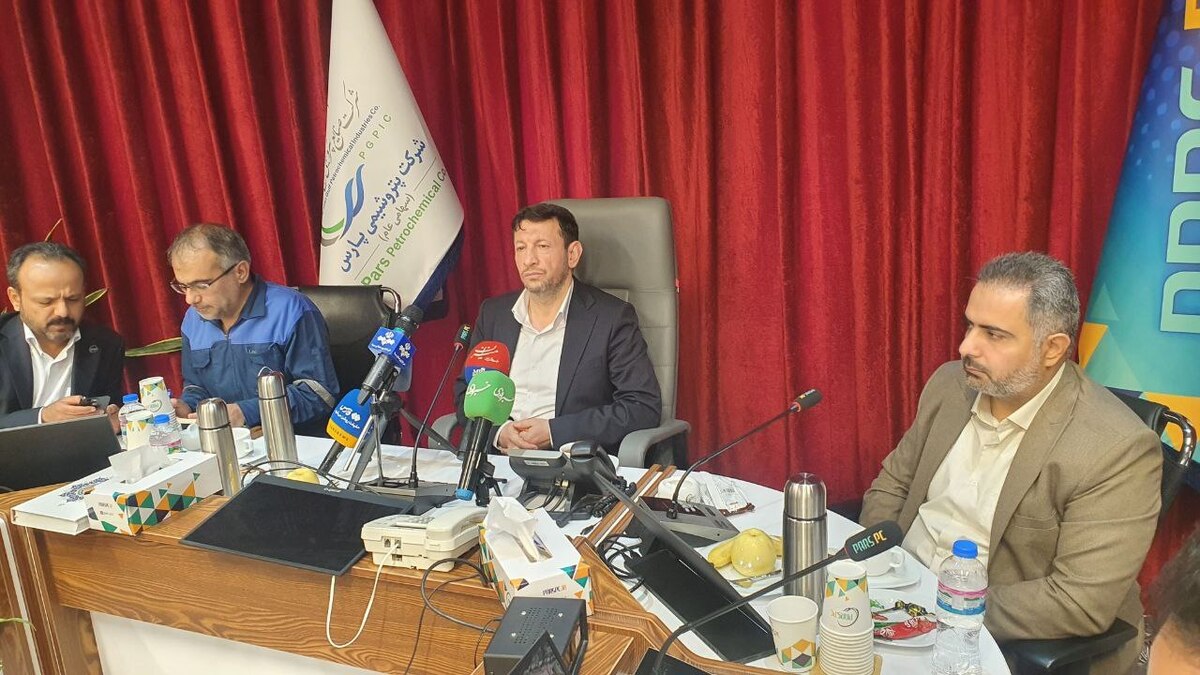 ارزآوری ۱۱ میلیارد دلاری پتروشیمیهای جنوب در سال گذشته