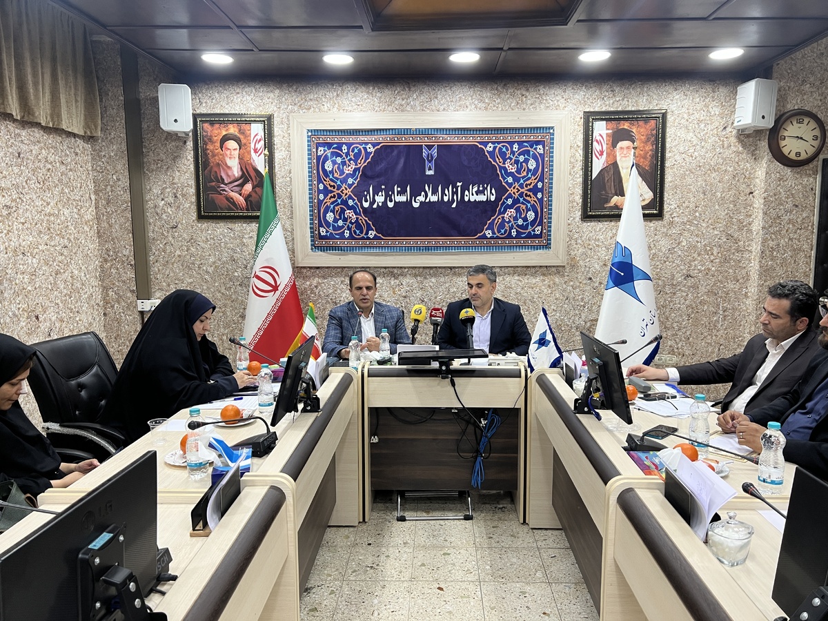 بیش از ۲۵۰۰ نفر در مسابقات ربوکاپ آزاد شرکت می کنند