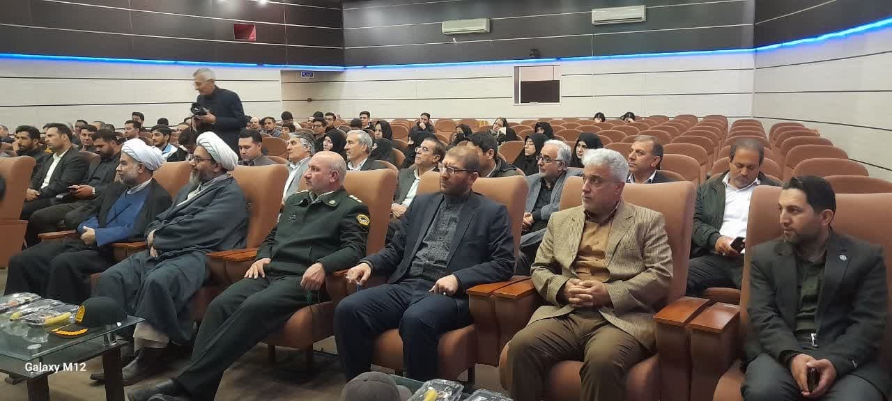 روح شهدا در دل هر ایرانی زنده است؛ لزوم بهکارگیری آموزههای شهدا در زندگی روح شهدا در دل هر ایرانی زنده است؛ لزوم بهکارگیری آموزههای شهدا در زندگی