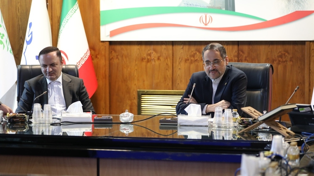 نگاهداری: مناطق آزاد باید نقش خود را در توسعه ملی ایفاء کنند