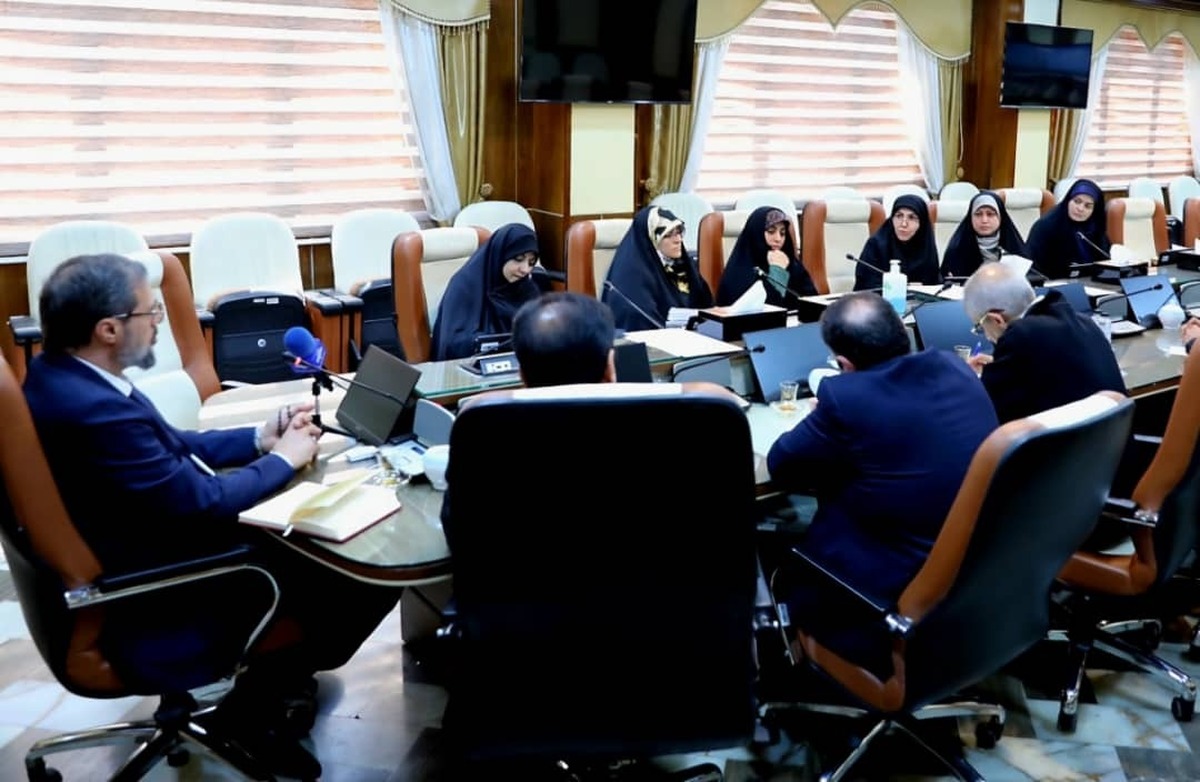 نخستین کمیته مشورتی زنان سازمان حج و زیارت برگزار شد