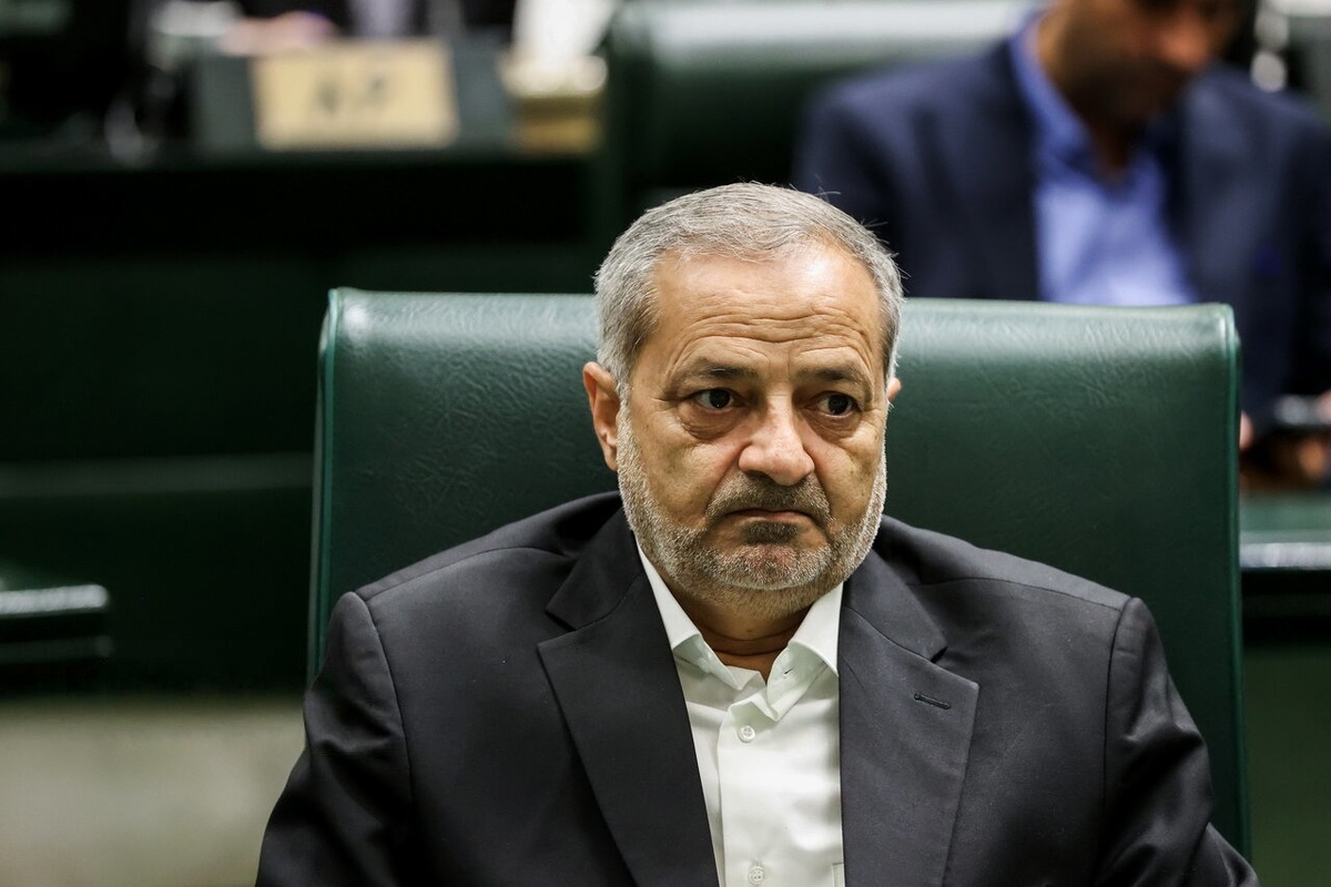 وزیر آموزش و پرورش: خروج صندوق ذخیره فرهنگیان از بنگاه‌داری اولویت اصلی است