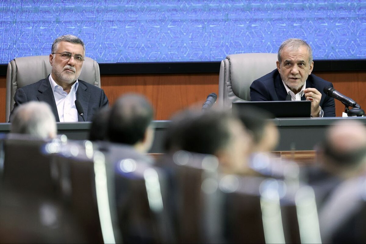 پزشکیان: حرکت خود را به گفتوگوها گره نزدیم