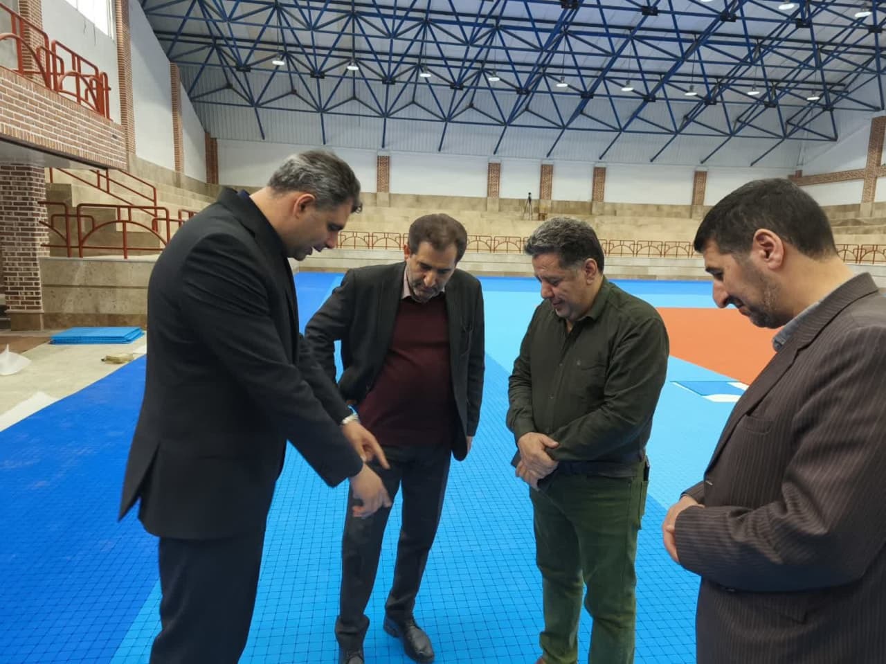 احیای گلخانه تولیدی دانشگاه آزاد نور با تکثیر ۵۰ هزار اصله قلمه احیای گلخانه تولیدی دانشگاه آزاد نور با تکثیر ۵۰ هزار اصله قلمه