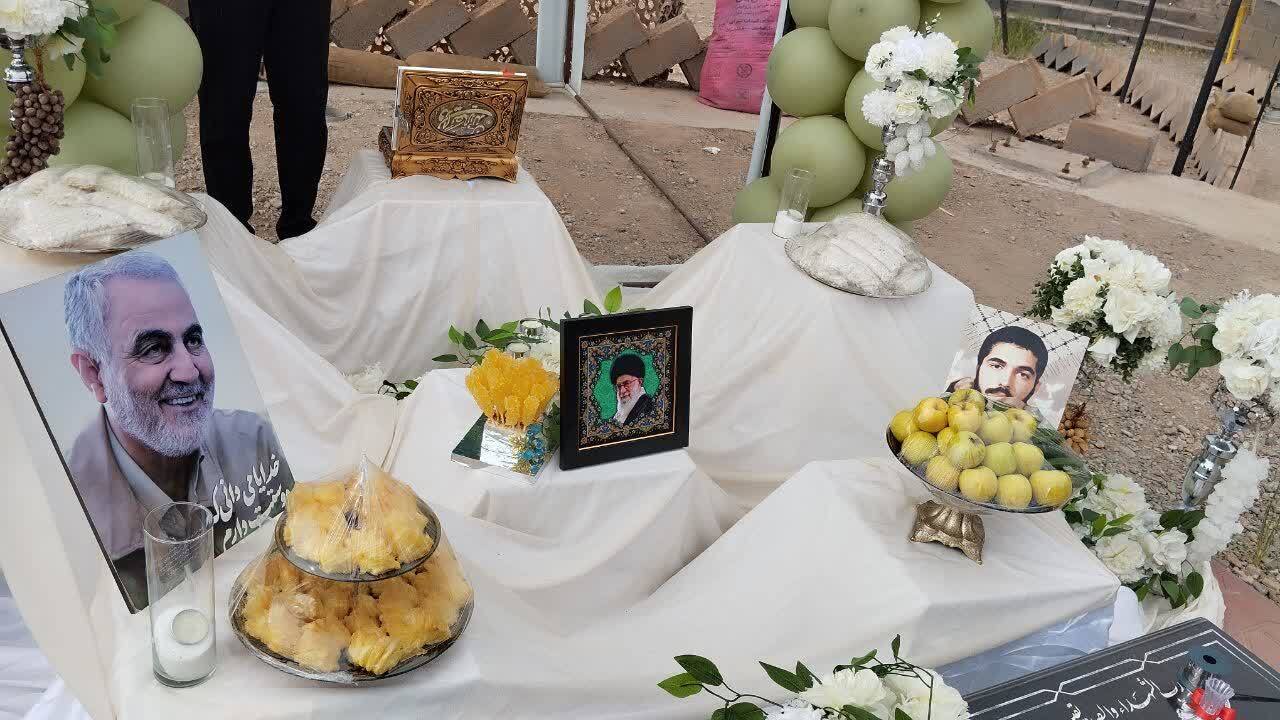 عقد شهدایی، عهد آسمانی؛ پیوند یک زوج زرندی در جوار گمنامان عشق + فیلم عقد شهدایی، عهد آسمانی؛ پیوند یک زوج زرندی در جوار گمنامان عشق + فیلم