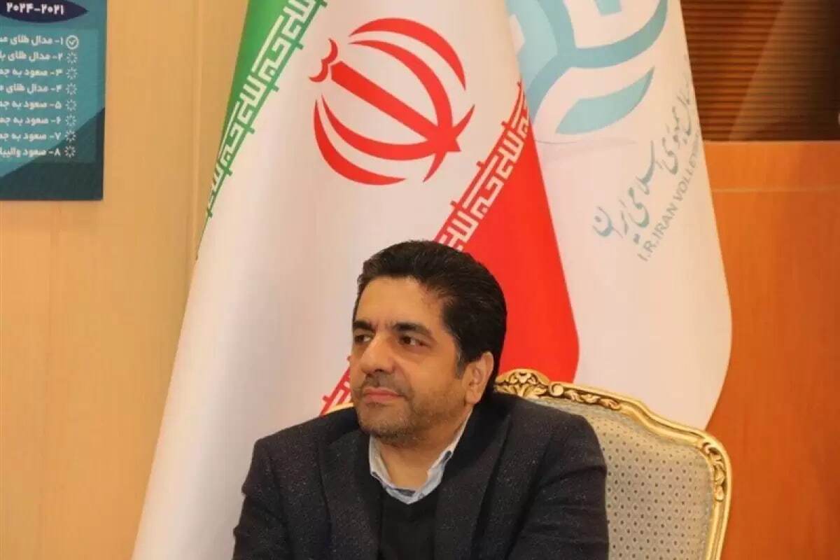 ثابت قدم: ورزشگاه آزادی برای فصل بعد آماده می شود صحبتهای طارمی را مرتبط نمیدانم+فیلم