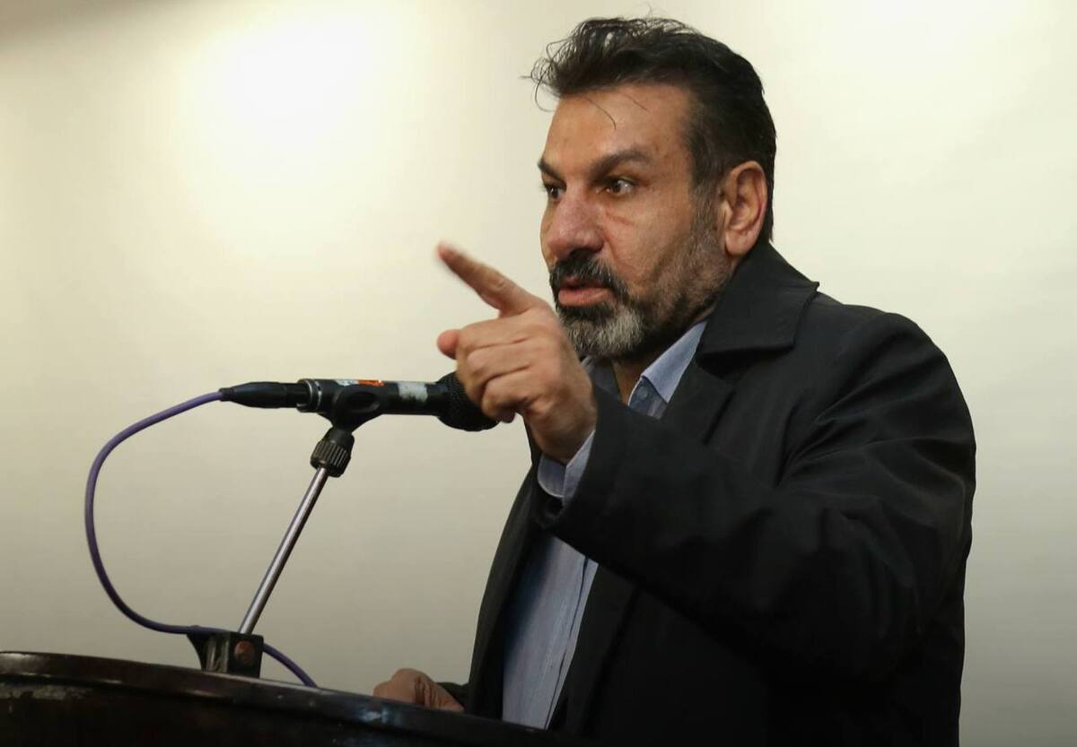 مؤمنی: بابت فحاشی به لک از تراکتور شکایت کردیم برای مس رفسنجان شمشیر را از رو بستهاند