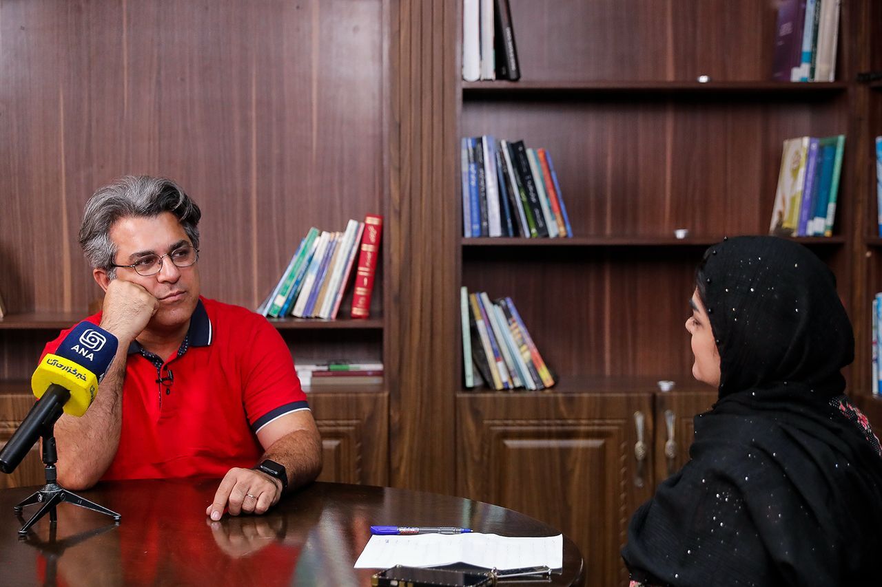 «محمد فرشته نژاد» از شاگردی «فرهاد فخرالدینی» می گوید/گام هایی که از تئاتر شهر برداشته شد+فیلم