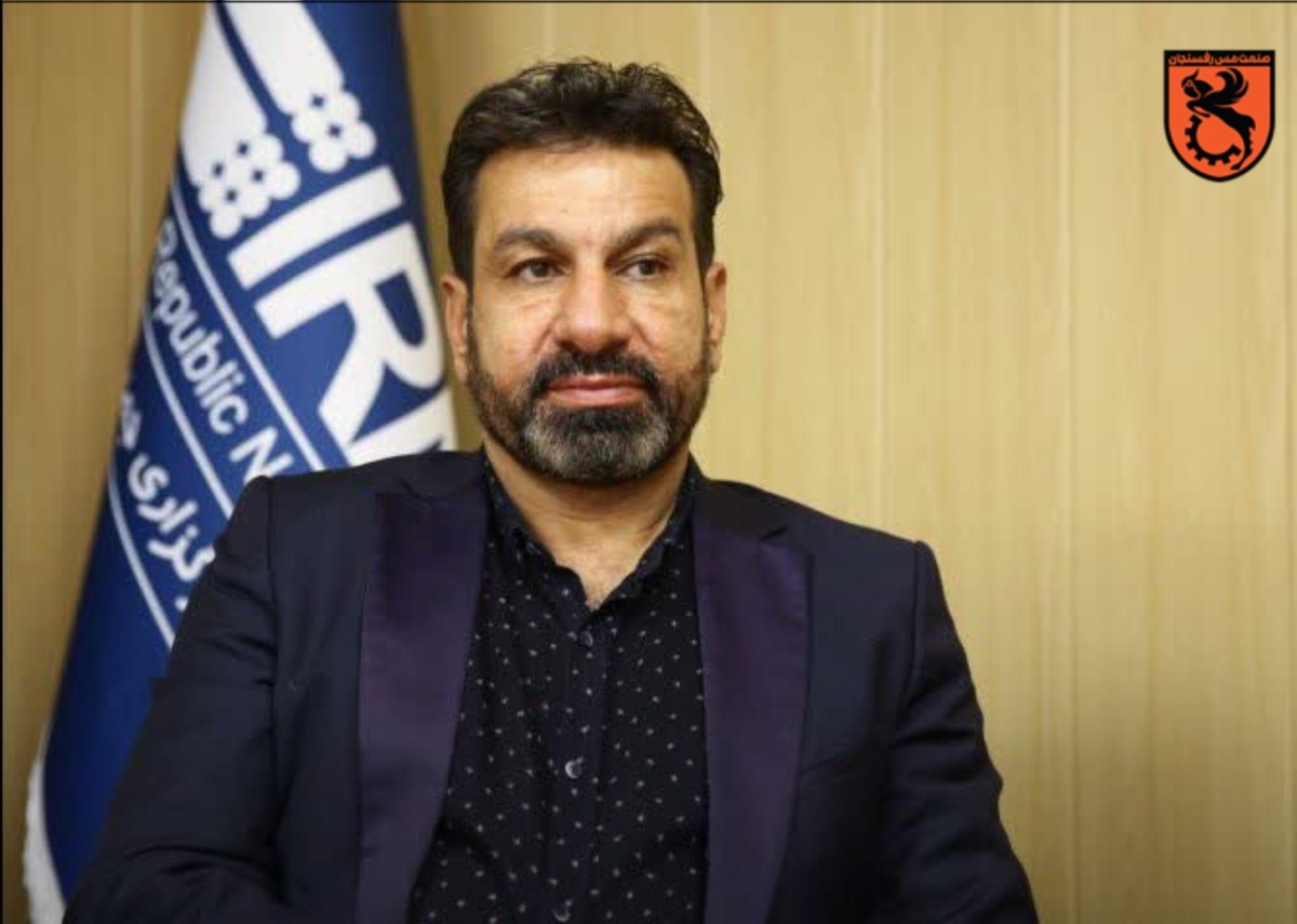 مومنی: به دنبال حل فوتبالی مساله باقری با باشگاه فولاد بودم فوتبالیها قوانین را بهتر از همه میدانند