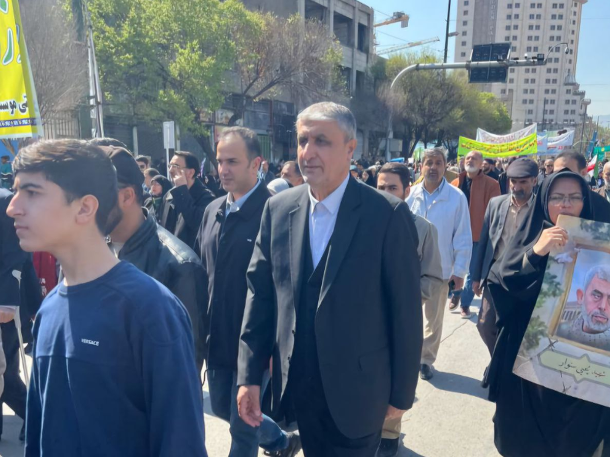 حضور رئیس سازمان انرژی اتمی در راهپیمایی روز جهانی قدس در مشهد