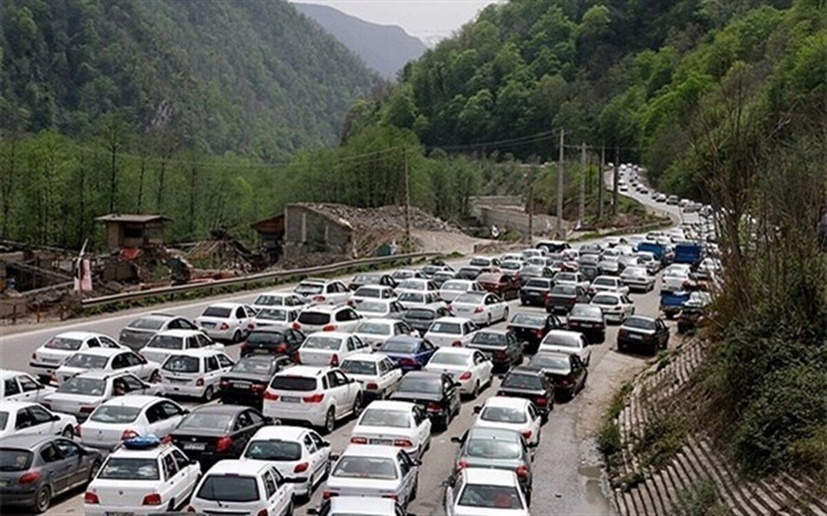 ترافیک سنگین در جادههای شمالی کشور