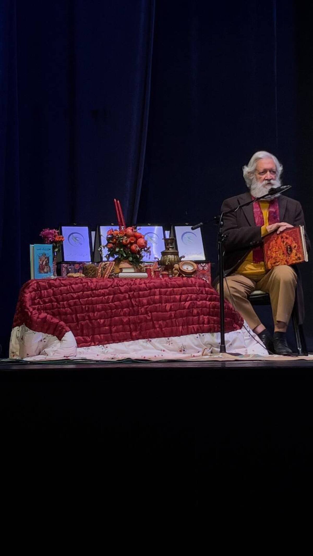 جشن بزرگ شب یلدا در تماشاخانه سنگلج برگزار شد