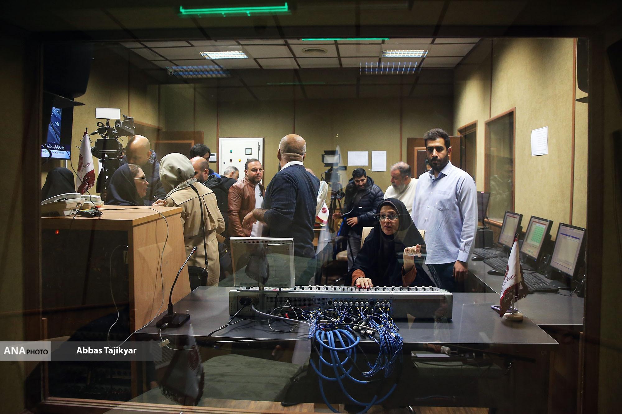 آغاز پخش برنامههای رادیو مقاومت/ صدای مقاومت ۶ساله شد آغاز پخش برنامههای رادیو مقاومت/ صدای مقاومت ۶ساله شد