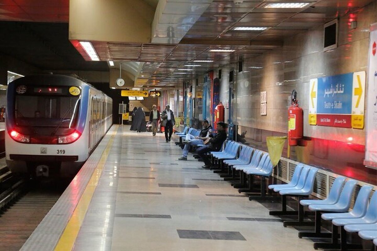 توقف موقت حرکت قطارهای خط ۲ مترو در پی ورود غیرمجاز به حریم ریلی