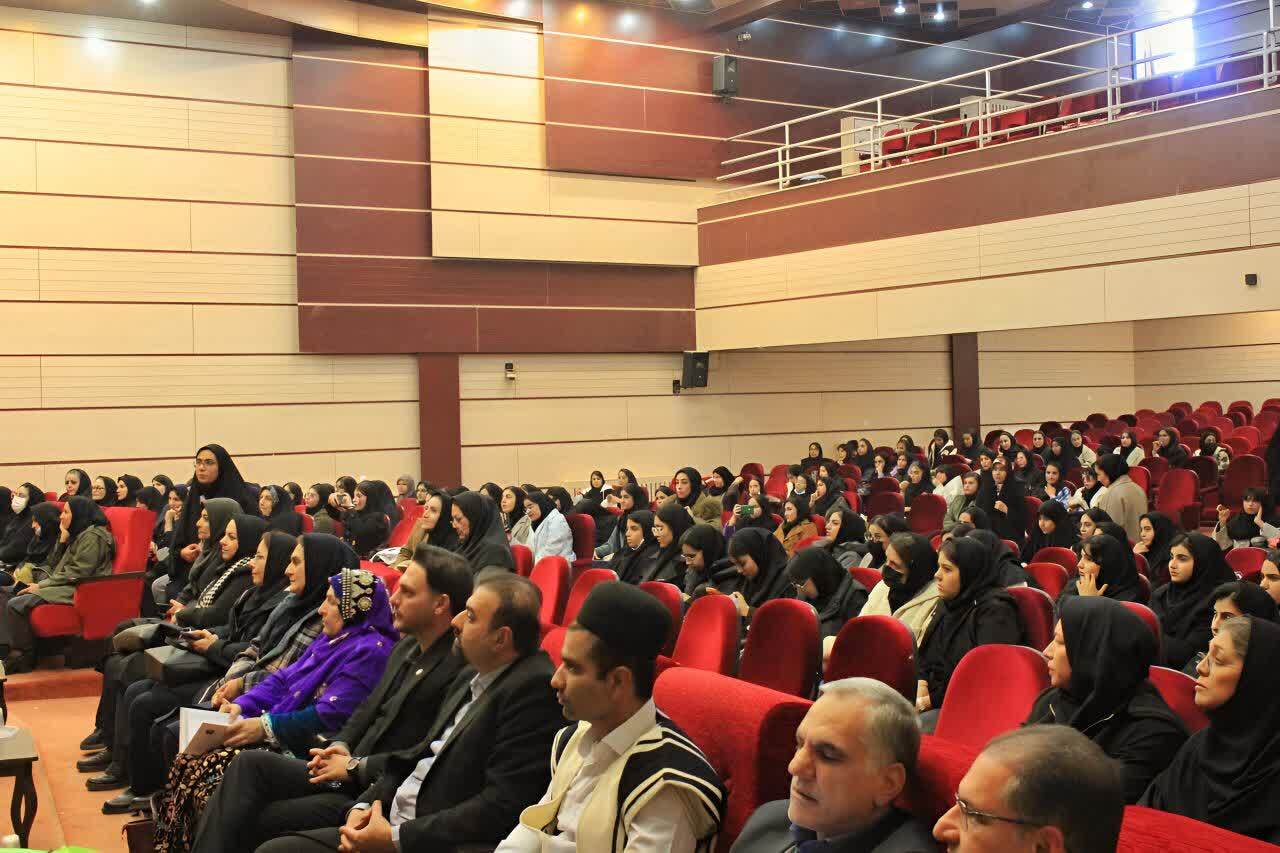 از سیره فاطمی تا شجاعت بیبی مریم؛ تجلیل از مقام زن و هویت بومی از سیره فاطمی تا شجاعت بیبی مریم؛ تجلیل از مقام زن و هویت بومی