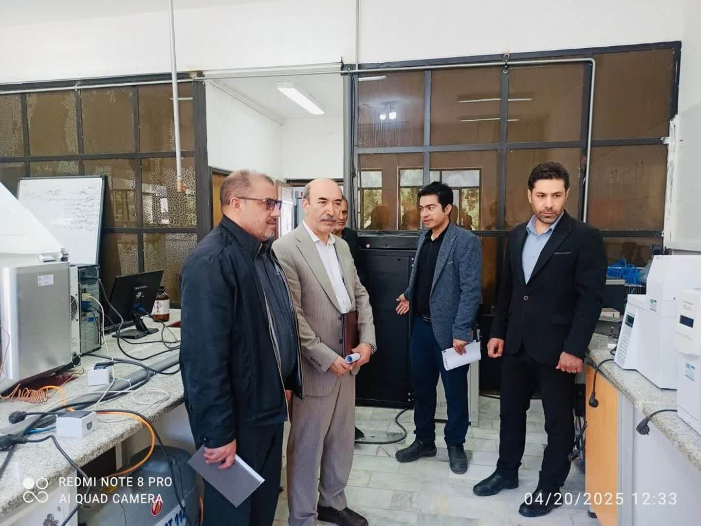 دانشگاه آزاد کهگیلویه و بویراحمد در مسیر نسل سوم و چهارمیها؛ نخبگان علمی، مهارتی و پژوهشی تربیت میکنیم دانشگاه آزاد کهگیلویه و بویراحمد در مسیر نسل سوم و چهارمیها؛ نخبگان علمی، مهارتی و پژوهشی تربیت میکنیم