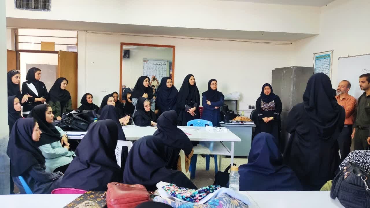 روز متفاوت دختر در سایه رویداد «دختران نقشآفرین» روز متفاوت دختر در سایه رویداد «دختران نقشآفرین»