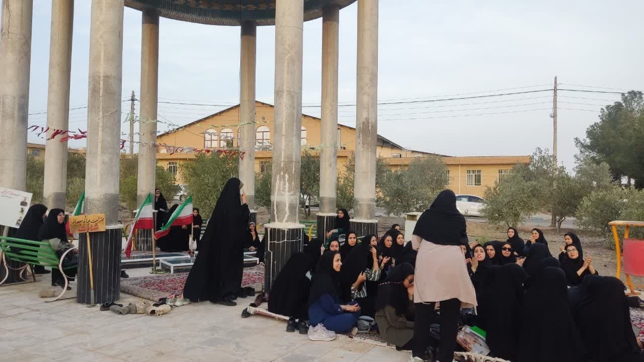 روز متفاوت دختر در سایه رویداد «دختران نقشآفرین» روز متفاوت دختر در سایه رویداد «دختران نقشآفرین»