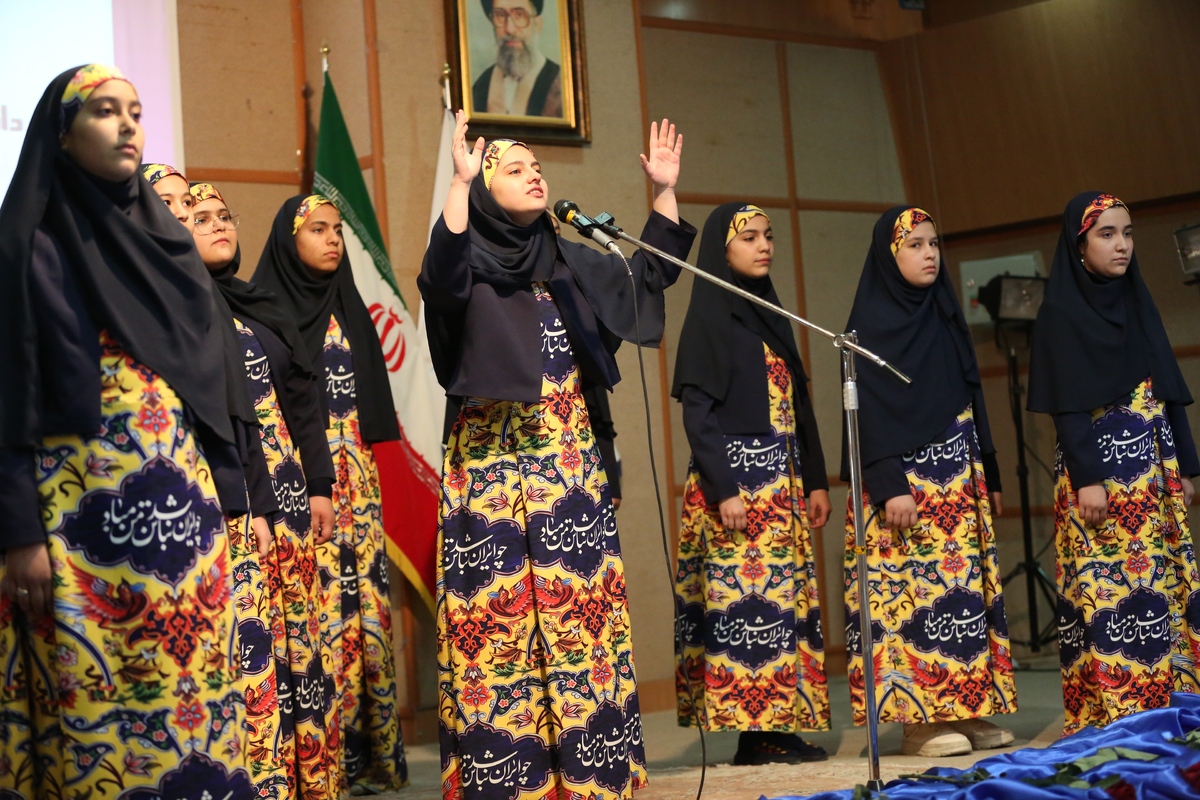 نشست همیاران فرهنگ و مراسم روز استاد در دانشگاه آزاد کرمانشاه