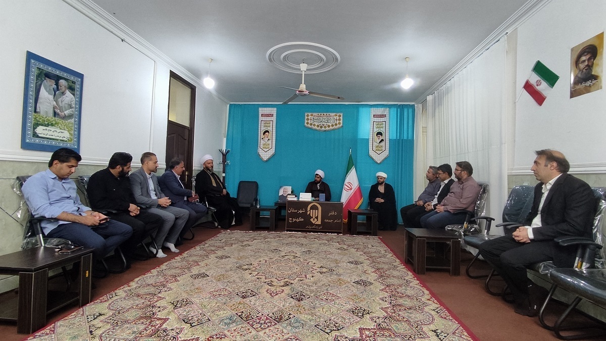 هدایت فضای جامه به سوی مسائل فرهنگی و تربیتی با روشنگری جوانان