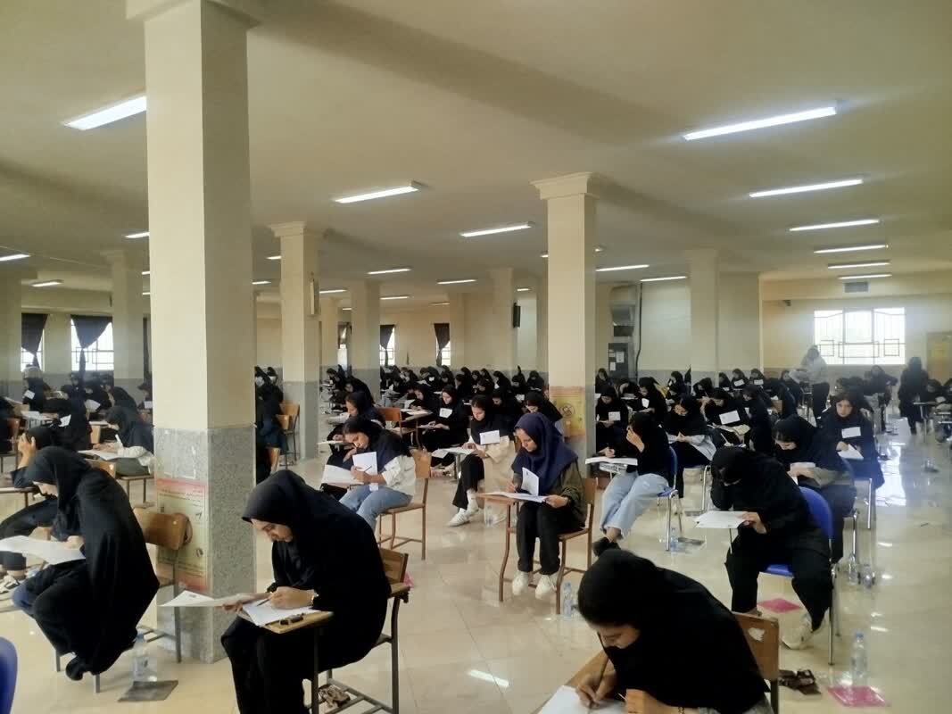 رقابت داوطلبان آزمون سراسری در ماراتُن آرزوها؛ کدامیک از داوطلبان به خط پایان میرسند؟ رقابت داوطلبان آزمون سراسری در ماراتُن آرزوها؛ کدامیک از داوطلبان به خط پایان میرسند؟