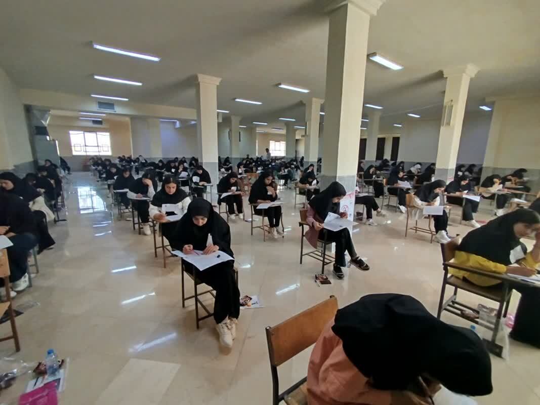 رقابت داوطلبان آزمون سراسری در ماراتُن آرزوها؛ کدامیک از داوطلبان به خط پایان میرسند؟ رقابت داوطلبان آزمون سراسری در ماراتُن آرزوها؛ کدامیک از داوطلبان به خط پایان میرسند؟