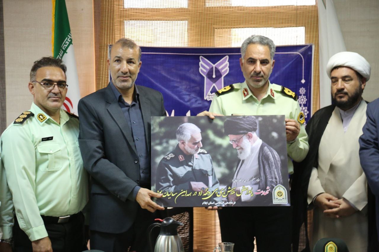 کمک دانشجویان و استادان به تصمیمگیری کیفی پلیس؛ ظرفیت علمی و پژوهشی دانشگاه آزاد در خدمت پلیس است کمک دانشجویان و استادان به تصمیمگیری کیفی پلیس؛ ظرفیت علمی و پژوهشی دانشگاه آزاد در خدمت پلیس است