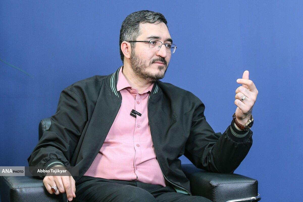 مرور خاطرات ناشنیده از شهید رئیسی در نمایشگاه کتاب تهران/ «هارداسان» به مصلی میآید