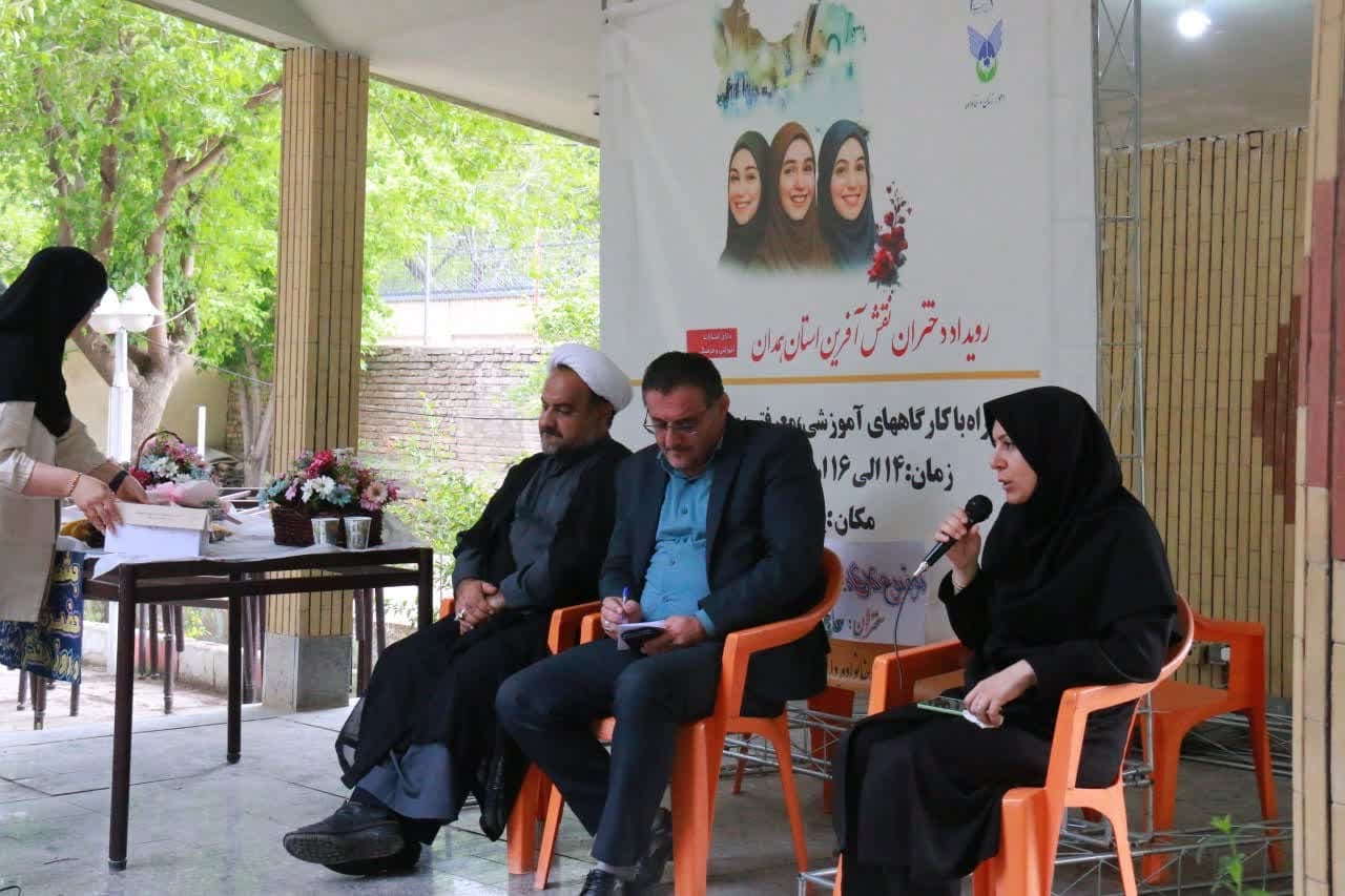 دختران سرمایههای اجتماعی و علمی کشور هستند دختران سرمایههای اجتماعی و علمی کشور هستند