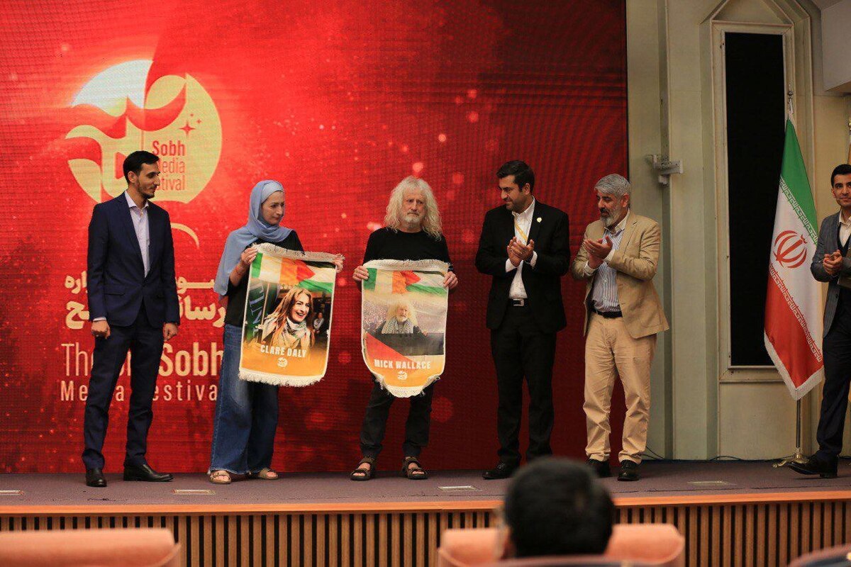 همدلی تاریخی ایرلند و فلسطین در قاب مستند «نگین مقاومت؛ ایرلند صدای فلسطین» در جشنواره بینالمللی صبح رونمایی شد