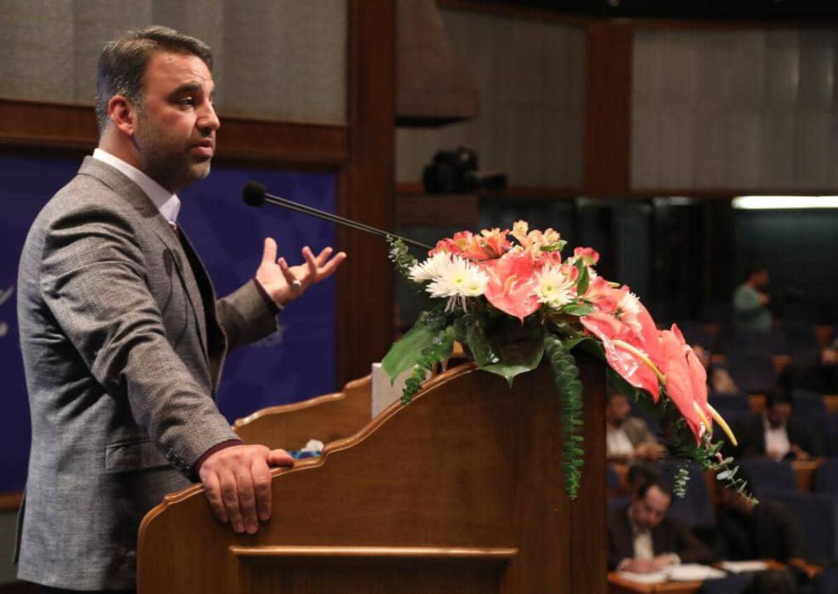 گردشگری ابزار توسعه و راه برون رفت از شرایط اقتصادی کشور است