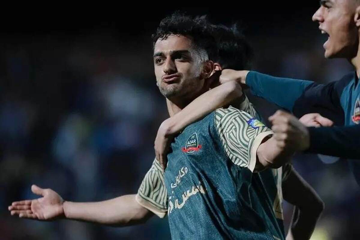 انتقال فخریان به پرسپولیس رسمی شد