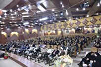 «معلم» هادی و راهنما در کشف گنجینههای علم و معرفت