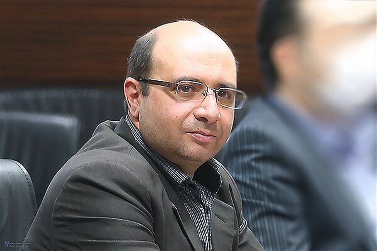 عطارزاده: بهکارگیری هوش مصنوعی در دانشگاه آزاد فرصت بینظیری است