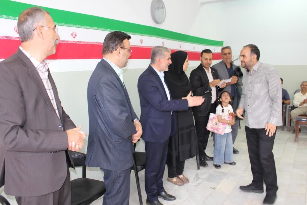 دانشگاه آزاد اسلامی تبلور خودباوری و اراده ملی است دانشگاه آزاد اسلامی تبلور خودباوری و اراده ملی است