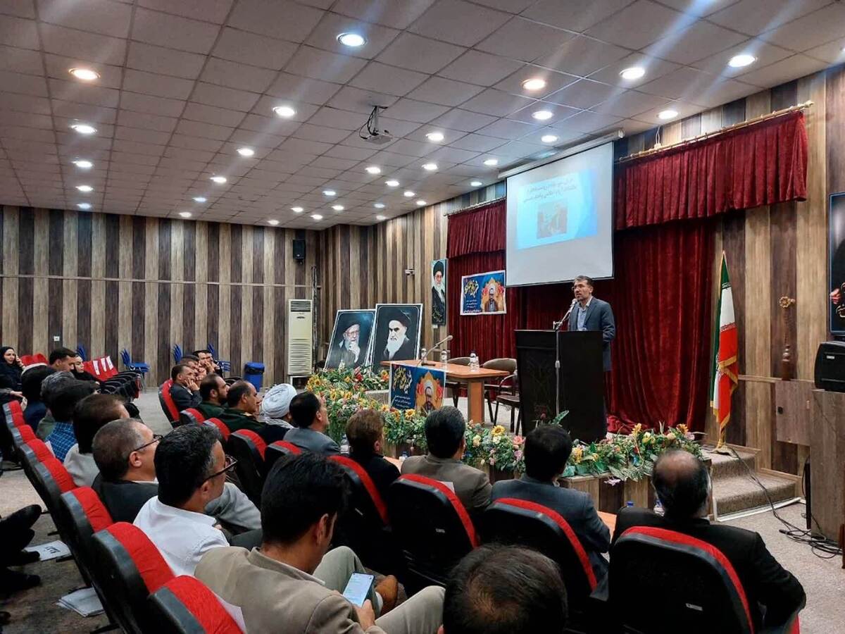 حضور نخبگان در دانشگاه آزاد گنجینهای ارزشمند برای توسعه علمی شهرستان ممسنی
