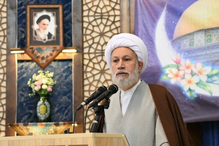 هشدار ائمه جمعه به تحریفکنندگان نام «خلیج همیشه فارس»؛ سرنوشت نمرود و فرعون در انتظار ترامپ است هشدار ائمه جمعه به تحریفکنندگان نام «خلیج همیشه فارس»؛ سرنوشت نمرود و فرعون در انتظار ترامپ است