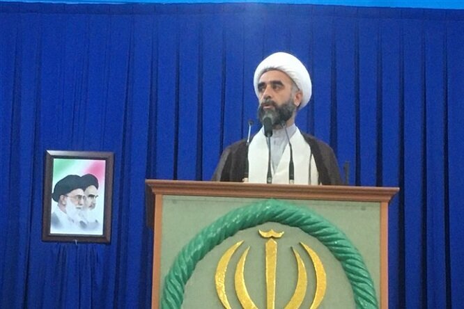 هشدار ائمه جمعه به تحریفکنندگان نام «خلیج همیشه فارس»؛ سرنوشت نمرود و فرعون در انتظار ترامپ است هشدار ائمه جمعه به تحریفکنندگان نام «خلیج همیشه فارس»؛ سرنوشت نمرود و فرعون در انتظار ترامپ است