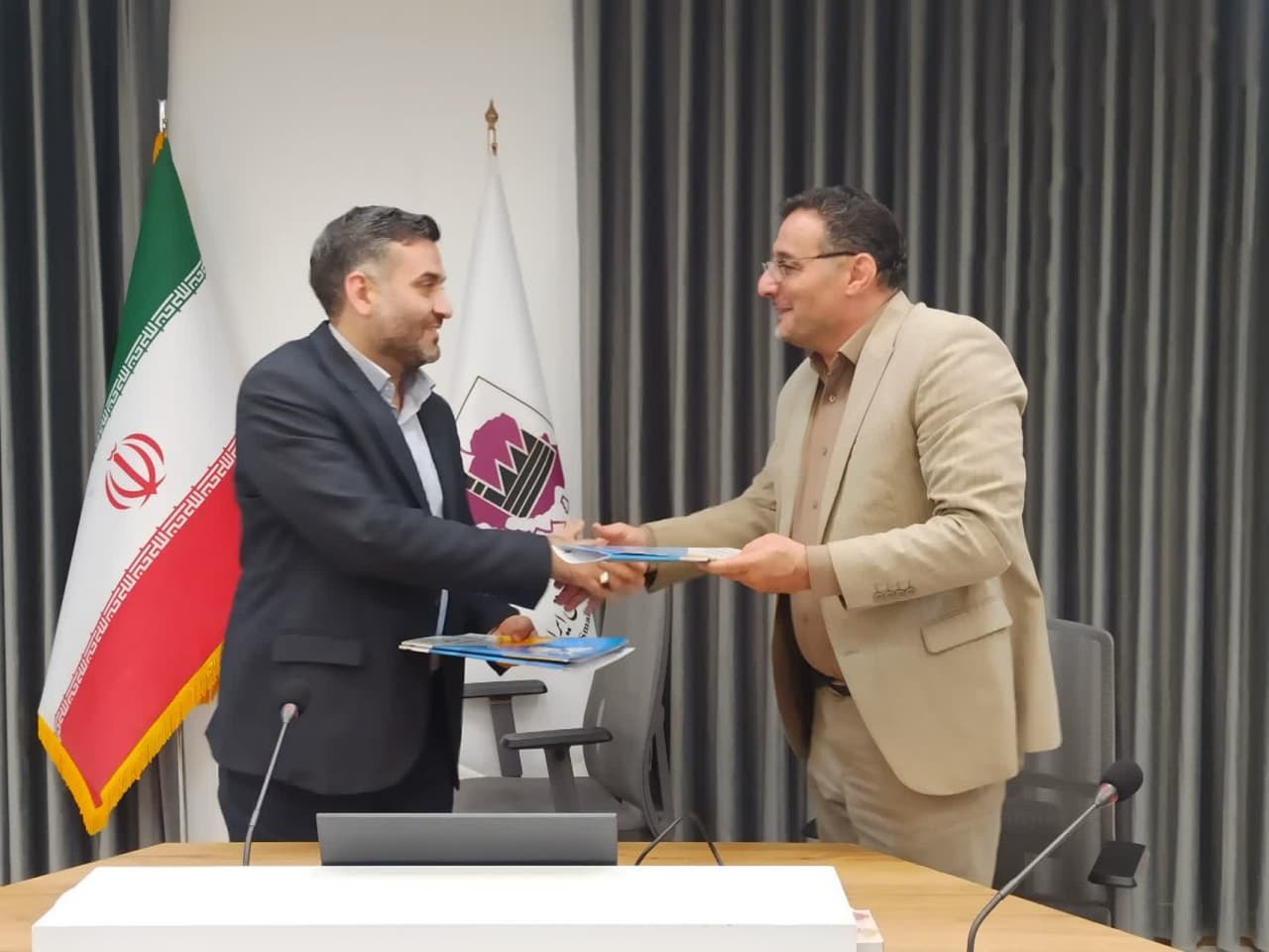 کمبود متخصص در واحدهای صنعتی استان همدان!؛ دهکده فنیمهارتی سما مکانی برای تربیت تکنسینهای ماهر کمبود متخصص در واحدهای صنعتی استان همدان!؛ دهکده فنیمهارتی سما مکانی برای تربیت تکنسینهای ماهر