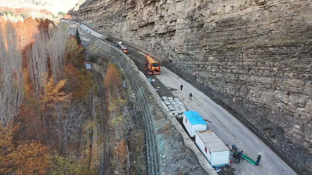 ممنوعیت تردد در محور کندوان به مدت ۱۰ روز تغییر مسیر تردد از بیست و یکم تا ۳۱ اردیبهشت