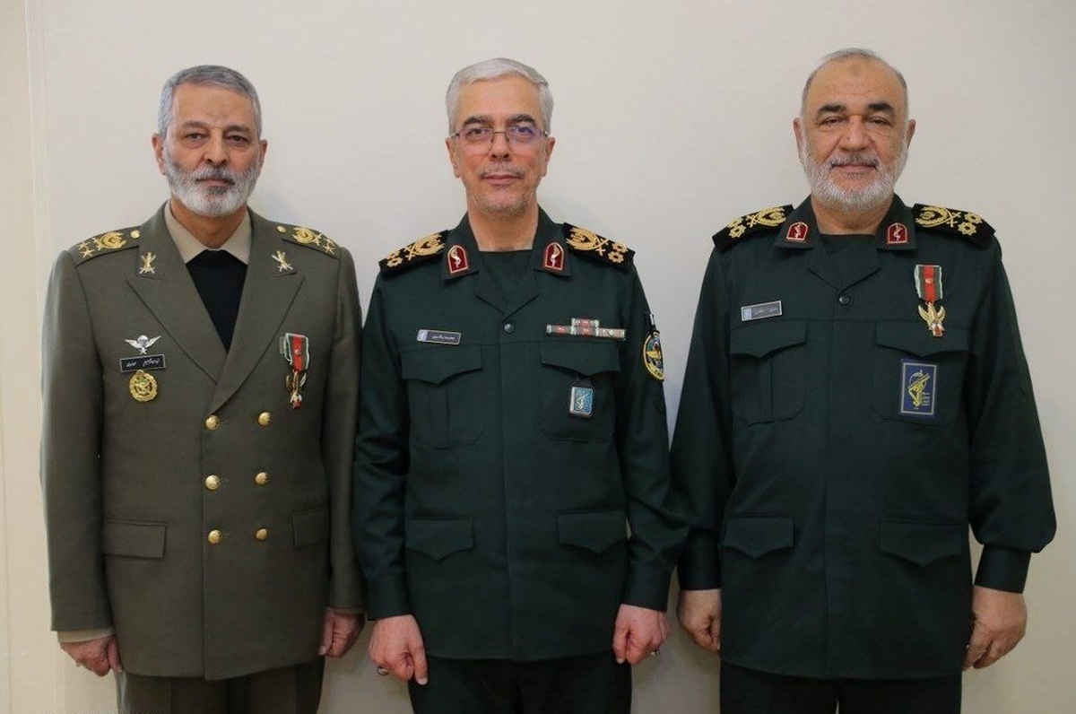 سرلشکر باقری: شاید دشمنان آغازگر درگیری با ایران باشند اما پایان، زمان و مکان آن را ما تعیین می‌کنیم