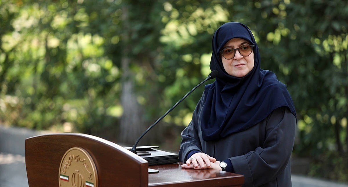 مهاجرانی: جابجایی دوباره ساعت مدارس باعث بهم‌ریختگی بیشتر می‌شود  طبق قانون وزیر اقتصاد را معرفی می‌کنیم